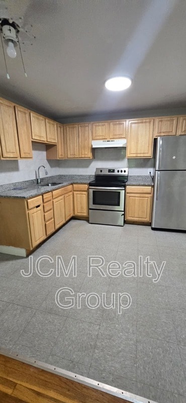 property at 580 Cummins Hwy