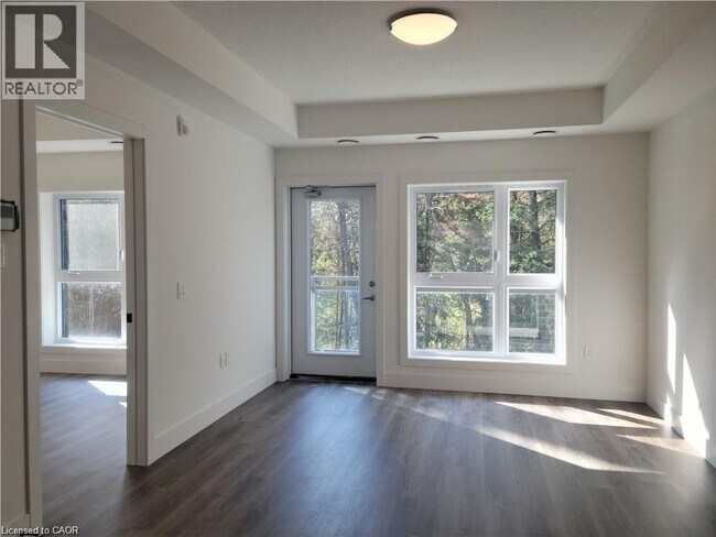 1201 Lackner Blvd in Kitchener, ON - Building Photo - Building Photo
