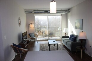 4415 Lincoln Way in Ames, IA - Building Photo