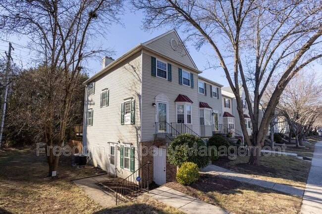 16326 Taconic Cir in Montclair, VA - Building Photo - Building Photo