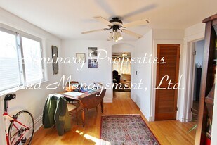 3311 N Hoyne Ave in Chicago, IL - Building Photo