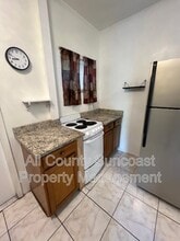 4527 44th Ave N in St. Petersburg, FL - Building Photo - Building Photo