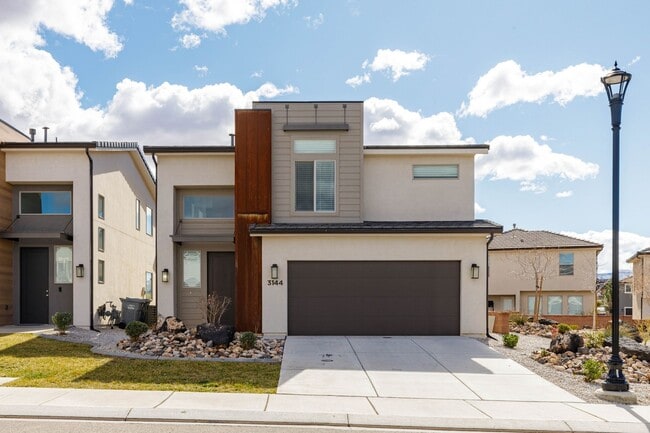 property at 3144 E Sky Rim Wy