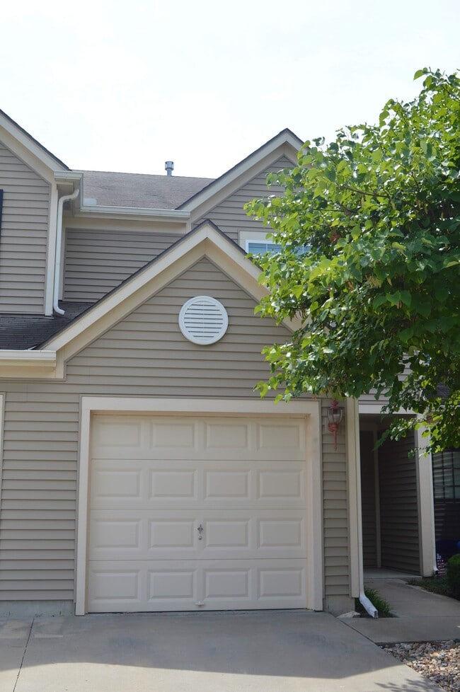 5432 N Hickory St in Kansas City, MO - Building Photo - Building Photo