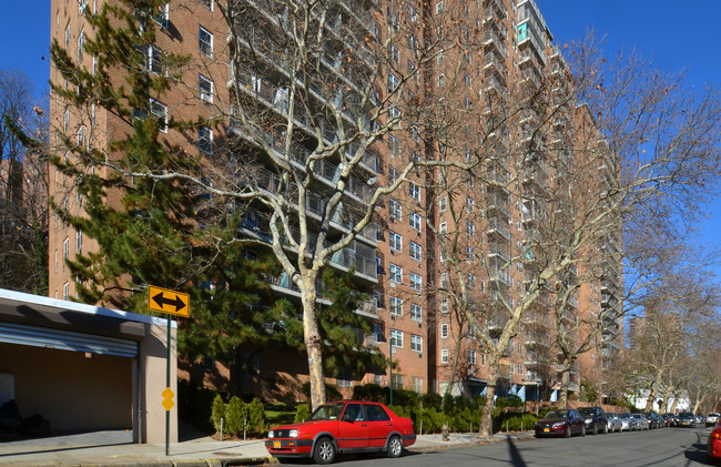 Nathan Hale Gardens in Bronx, NY - Foto de edificio - Building Photo