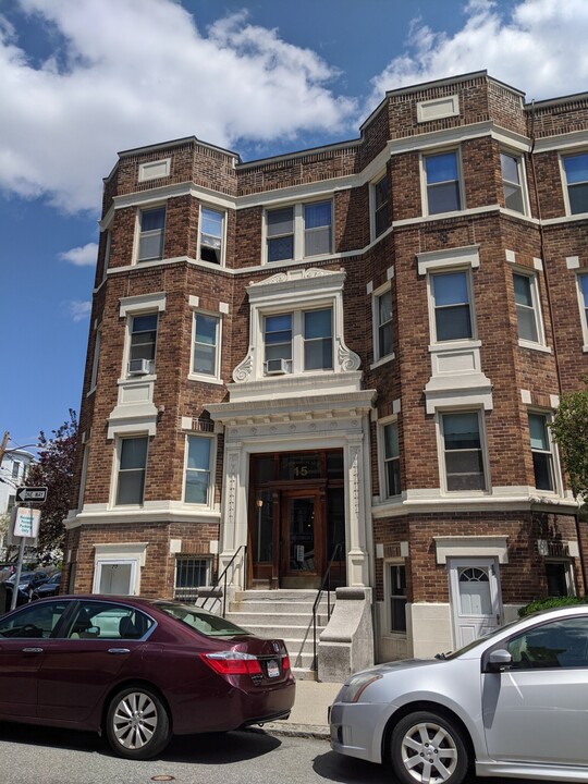 15 Colborne Rd, Unit 16 in Boston, MA - Building Photo