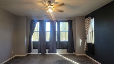 39603 Strada Venezia in Lake Elsinore, CA - Building Photo - Building Photo