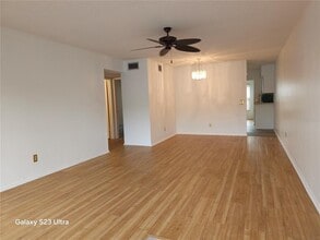 2386 Sumatran Way in Clearwater, FL - Building Photo - Building Photo