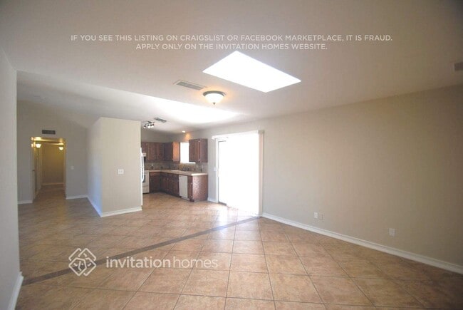 6439 E Albany St in Mesa, AZ - Foto de edificio - Building Photo