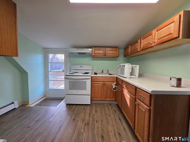 19 Wheatley St in Killingly, CT - Building Photo - Building Photo