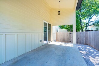 1141 Nickols Ave in Austin, TX - Building Photo - Building Photo
