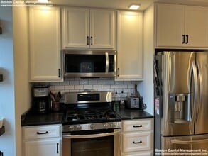 14 Williams St, Unit 4 in Chelsea, MA - Building Photo - Building Photo
