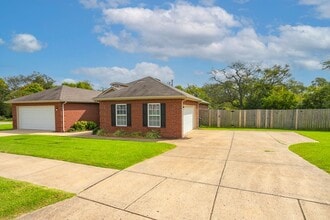 564 Rose Cottage Cir in Gallatin, TN - Building Photo - Building Photo