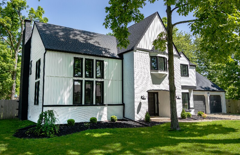 6001 Heywood Cove in Fort Wayne, IN - Building Photo