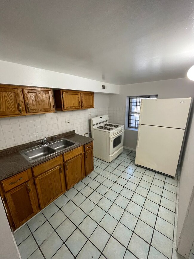 2230 S. Kedzie in Chicago, IL - Building Photo - Building Photo