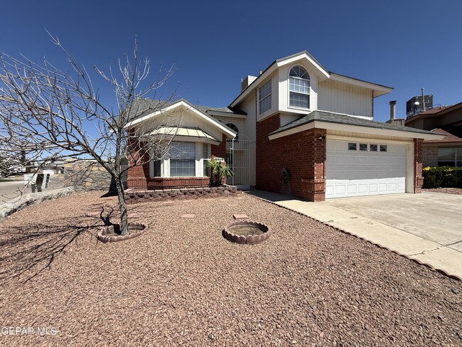 10924 Walden Pond Ln in El Paso, TX - Building Photo - Building Photo