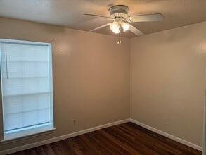 11503 Nobility Dr, Unit C in Stafford, TX - Foto de edificio - Building Photo