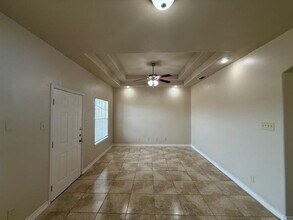 710 Alta Vista Dr in Laredo, TX - Building Photo - Building Photo