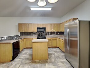 157 Flanders Dr in Mooresville, NC - Building Photo - Building Photo