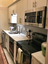 16 Balmoral St in Andover, MA - Building Photo