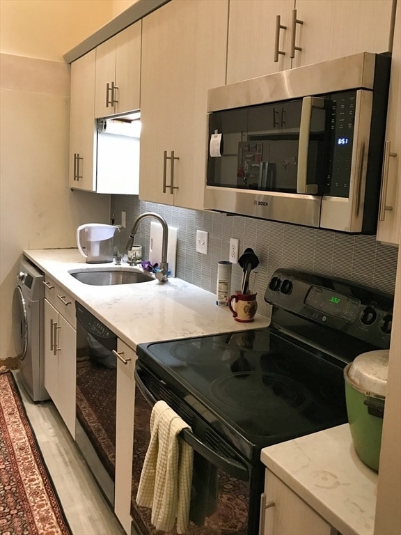 property at 16 Balmoral St