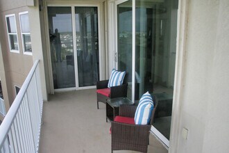 104 Surfview Dr, Unit 1501 in Palm Coast, FL - Foto de edificio - Building Photo