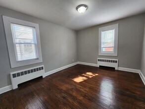 383 Newhall St, Unit 1 in New Haven, CT - Foto de edificio - Building Photo