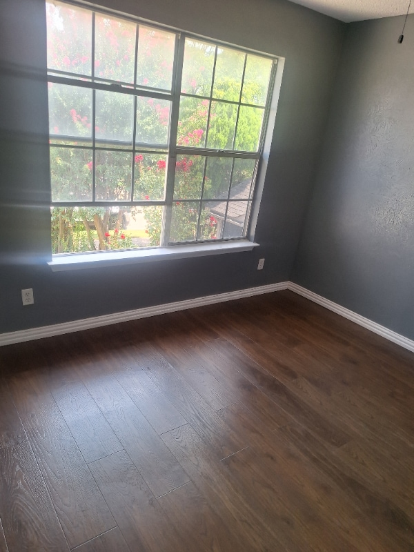 property at 2123 Chatham Square Ct