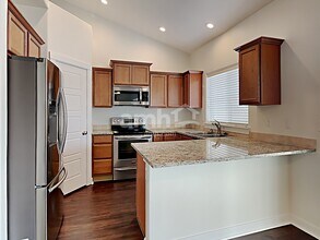 6050 N Seacliff Ave in Meridian, ID - Building Photo - Building Photo