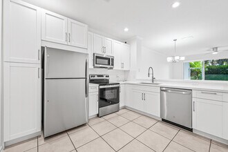 8024 Briantea Dr in Boynton Beach, FL - Building Photo - Building Photo