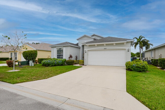 522 SW Indian Key Dr in Port St. Lucie, FL - Building Photo - Building Photo