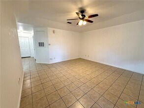 309 S Water Ln in New Braunfels, TX - Building Photo - Building Photo