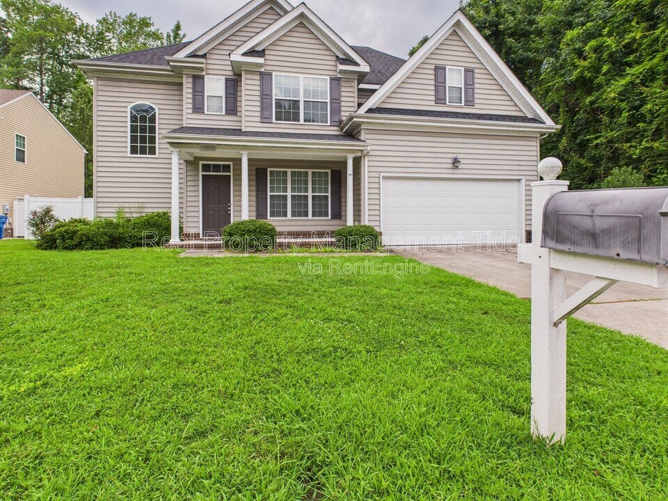 1206 Copper Knoll Ln in Chesapeake, VA - Building Photo