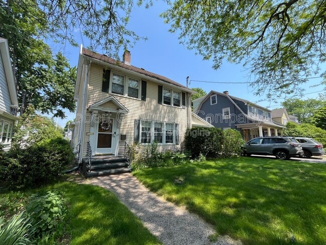 109 Ardmore St