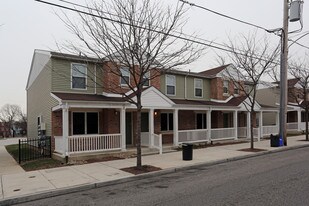 Sharswood Townhouses II in Philadelphia, PA - Building Photo