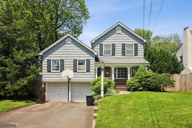 property at 19 Claremont Dr