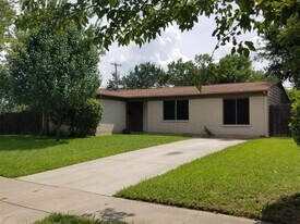 4801 Harper Dr in Mesquite, TX - Building Photo