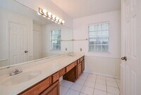 7807 Maple Brook Ln photo'