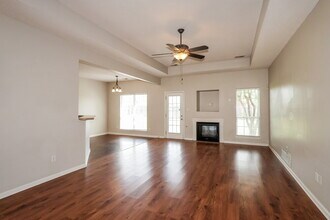 8426 Linda Shore Cove in Southaven, MS - Foto de edificio - Building Photo