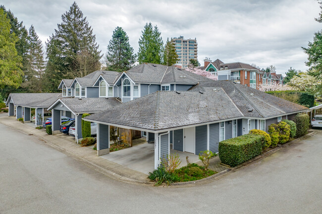 1575-1641 Augusta Av in Burnaby, BC - Building Photo - Building Photo