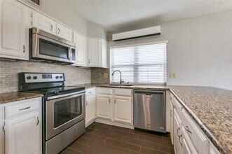 2714 Churchill Way in Garland, TX - Building Photo - Building Photo