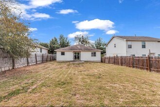 15006 Mossycup Ln in Austin, TX - Building Photo - Building Photo