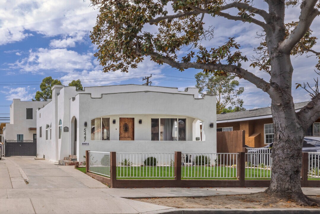 5447 Lime Ave in Long Beach, CA - Building Photo