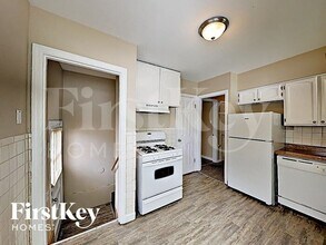 815 St Jean St in Florissant, MO - Building Photo - Building Photo