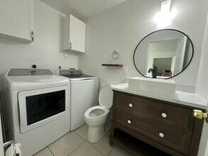 2404 Seaside Dr in Greenacres, FL - Building Photo - Building Photo