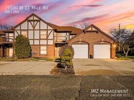 19500 W Eleven Mile Rd in Lathrup Village, MI - Building Photo