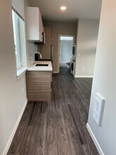 Sylvan Court in Seattle, WA - Foto de edificio - Building Photo