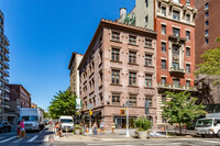 10 5th Avenue in New York, NY - Foto de edificio - Building Photo