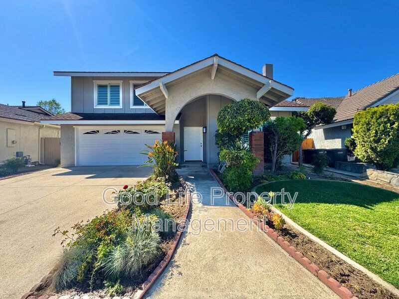 22106 Pheasant St in Lake Forest, CA - Building Photo