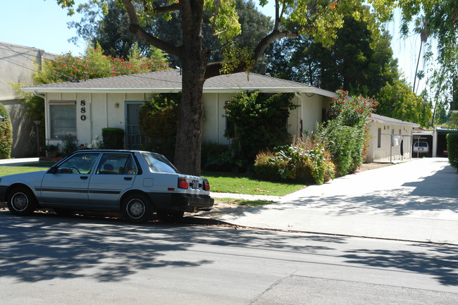 880 Magnolia Ave in Pasadena, CA - Building Photo - Building Photo